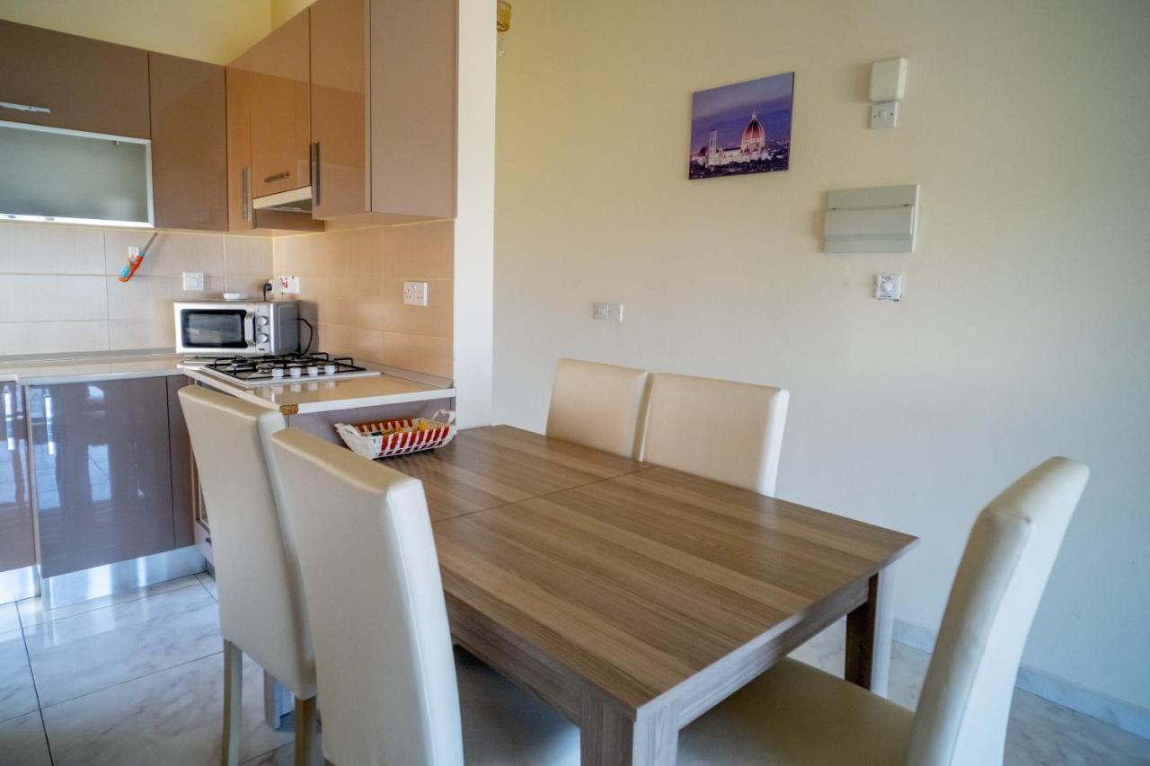 Spacious Two-Bedroom Apartment In Amazing Residence Escape Homes Kyrenia  Exterior photo