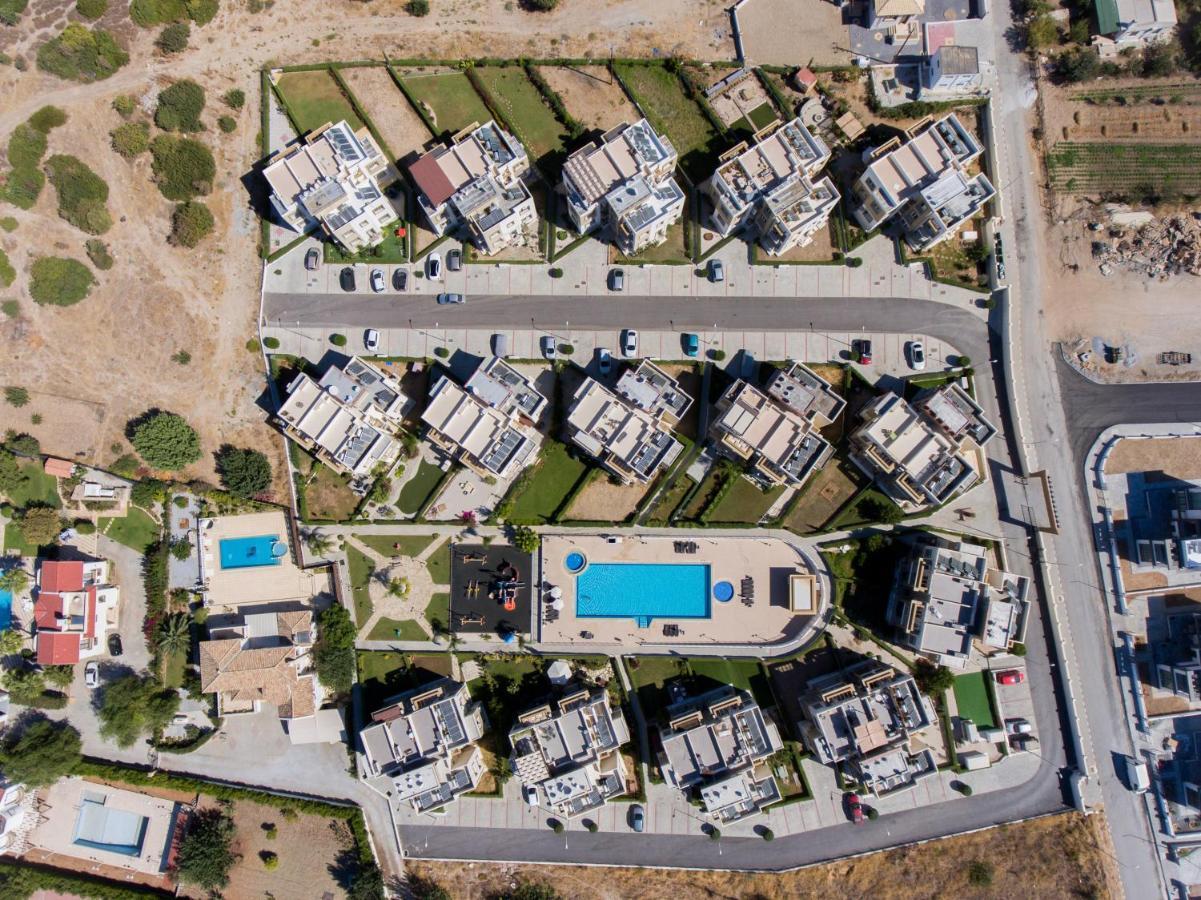 Spacious Two-Bedroom Apartment In Amazing Residence Escape Homes Kyrenia  Exterior photo