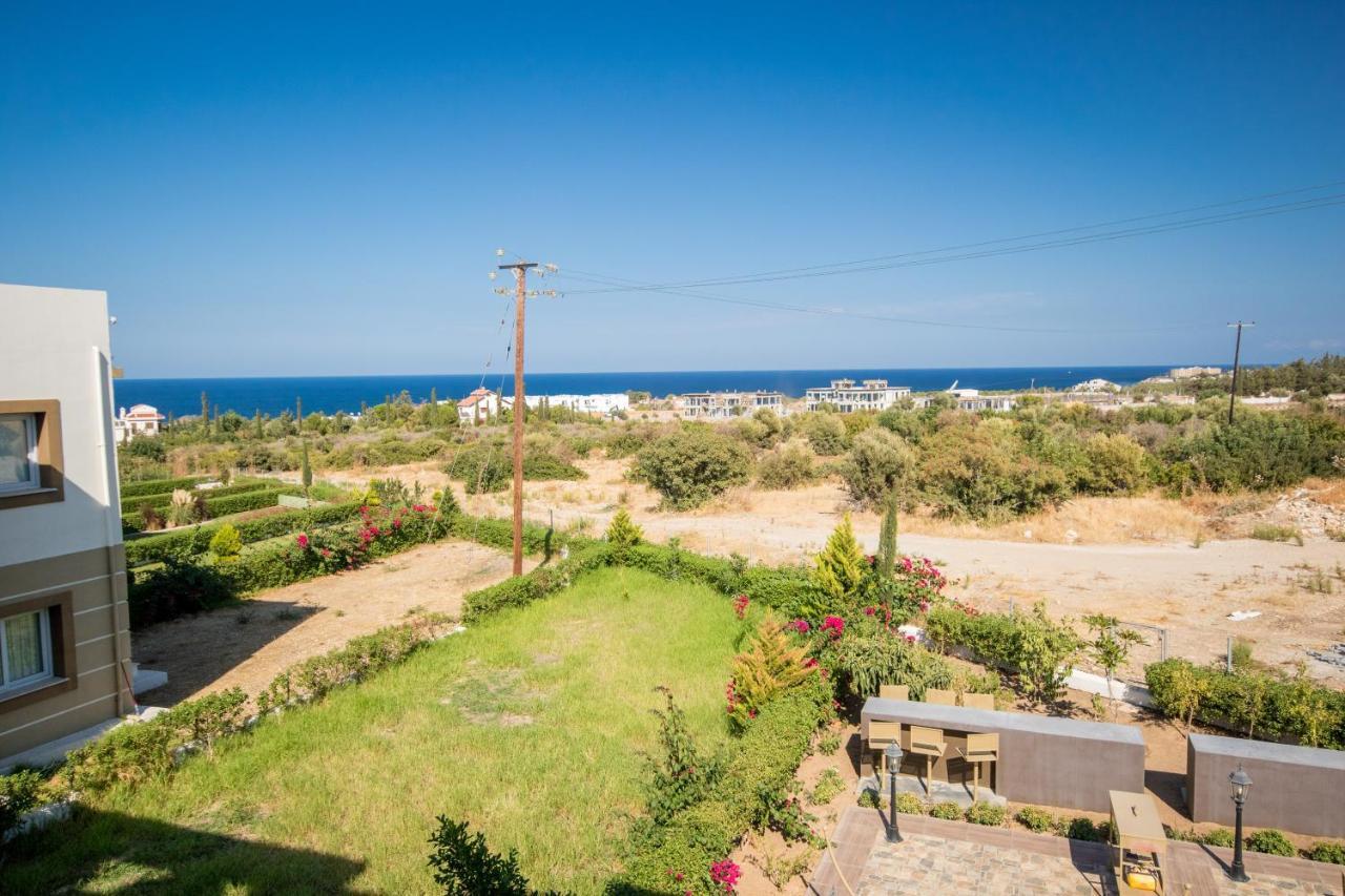 Spacious Two-Bedroom Apartment In Amazing Residence Escape Homes Kyrenia  Exterior photo