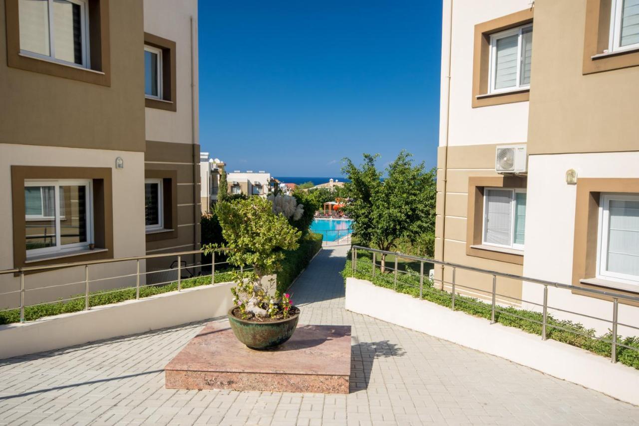 Spacious Two-Bedroom Apartment In Amazing Residence Escape Homes Kyrenia  Exterior photo
