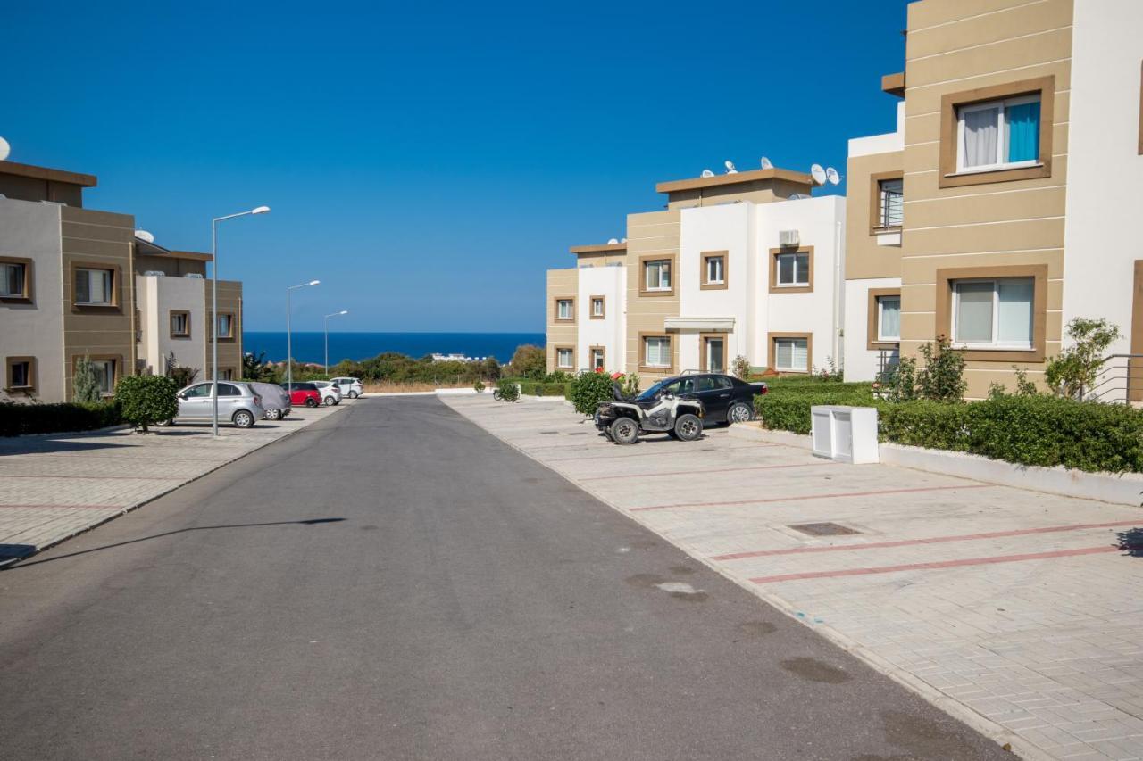 Spacious Two-Bedroom Apartment In Amazing Residence Escape Homes Kyrenia  Exterior photo